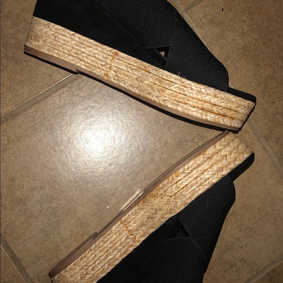 NWOT Steve Madden slip on black platform sandals - Picture 5 of 11